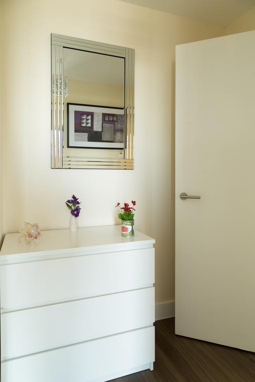 Contemporary & Homely Penthouse, 2 Mins Walk From Cambridge Station, Lift Access, Secured Gated On-Site Parking, Self Check-In, Super Fast Wifi, Terrace & Sleeps 6 Luaran gambar